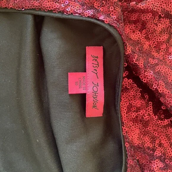 Betsey Johnson dress, ombré red sequins, size 10 - Picture 3 of 6